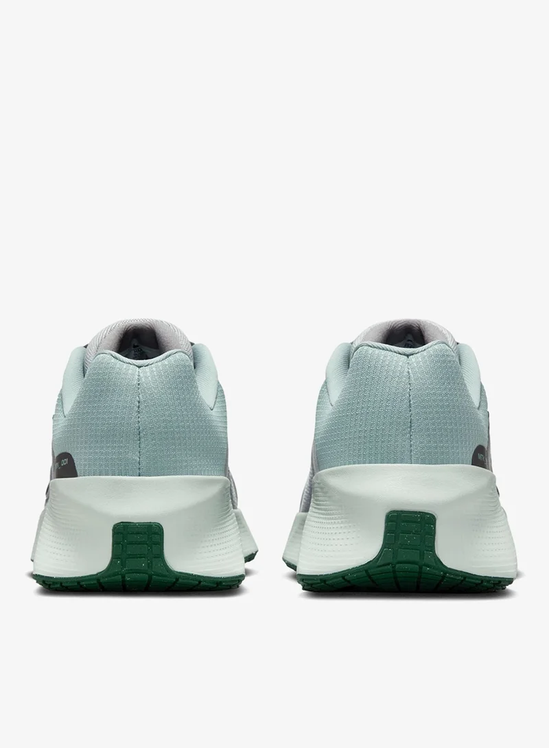 نايكي مترو تك