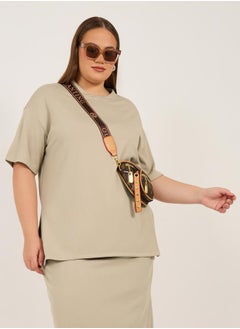 Styli Plus Size Ribbed Knit Round Neck Oversized T-Shirt  - Image 1