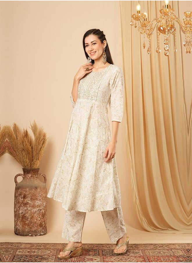 Globus Women White Sequinned Embroidered Yoke Allover Floral Print Panelled Anarkali Kurta With Narrow Pants Festive Set - pzsku/ZB3D3DC749F70BD643DC1Z/45/_/1740487972/0ea3fb1a-08c6-45c7-9cb5-bcf42c3a17bb