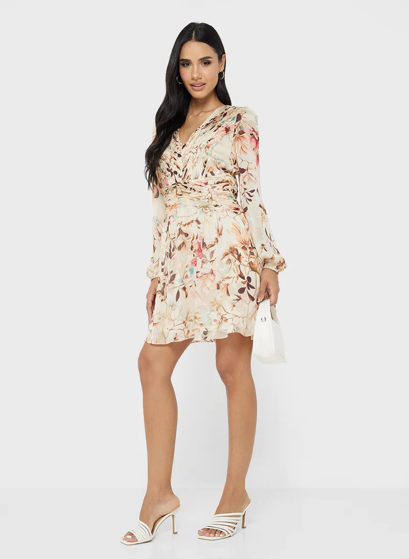 جس Romina Pleat Flare Mini Dress