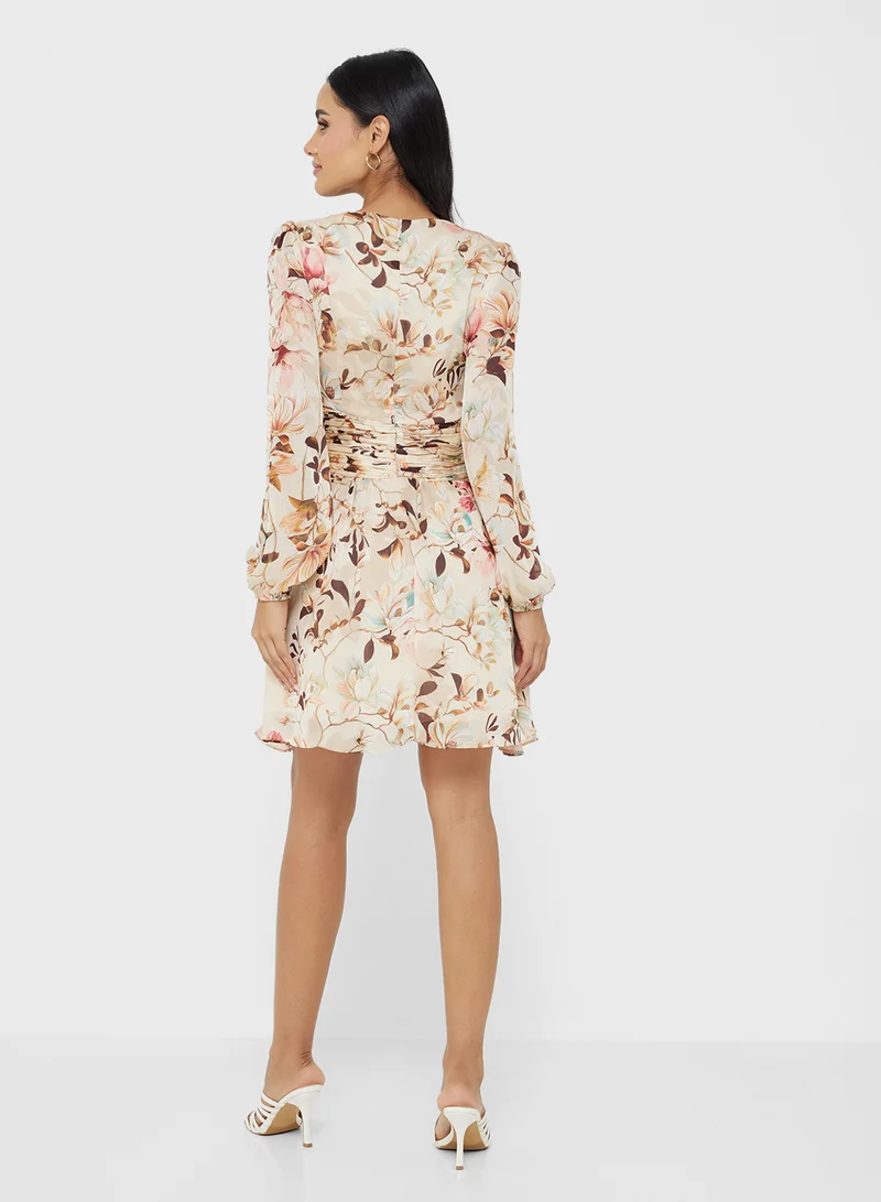 جس Romina Pleat Flare Mini Dress