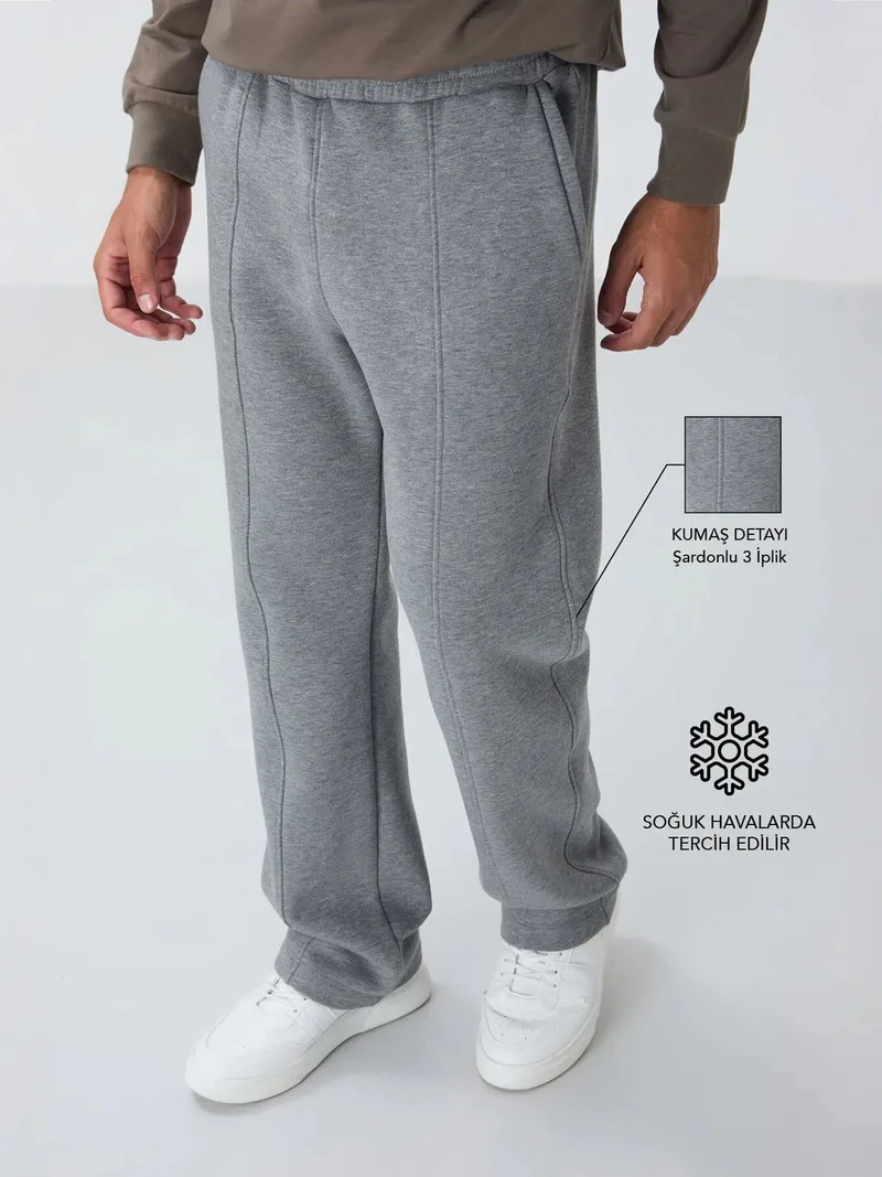 تومي لايف TOMMY Men's Regular Fit Cotton-Polyester Sweatpants