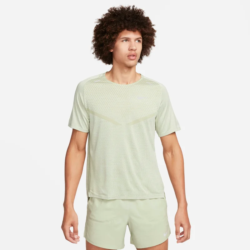 Nike Men's Dri-FIT ADV Techknit Ultra T-Shirt