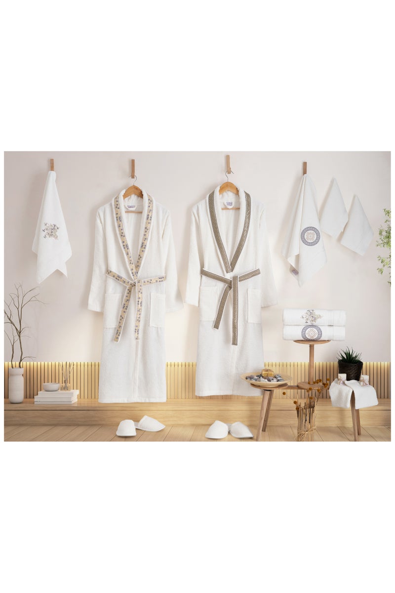 نورباك طقم رداء حمام عائلي فاخر مكون من 16 قطعة، مصنوع من القطن التركي بنسبة 100%، طقم رداء حمام ومنشفة فاخر للزوجين، يتضمن 3 مناشف بمقاسات مختلفة، ونعال، وقفازات غسيل، وصابون، باللون الرمادي/العاجي. - Image 1