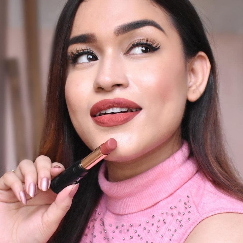 Iba Iba Must Have Transfer Proof Ultra Matte Lipstick for Women 07 Pick Me Up 32g Enriched with Vitamin E and Cocoa Butter Lasts upto 8hrs Long Lasting Matte Finish SmudgeProof Waterproof Lightweight Highly Pigmented Hydrated Lips Lip Makeup - Image 3