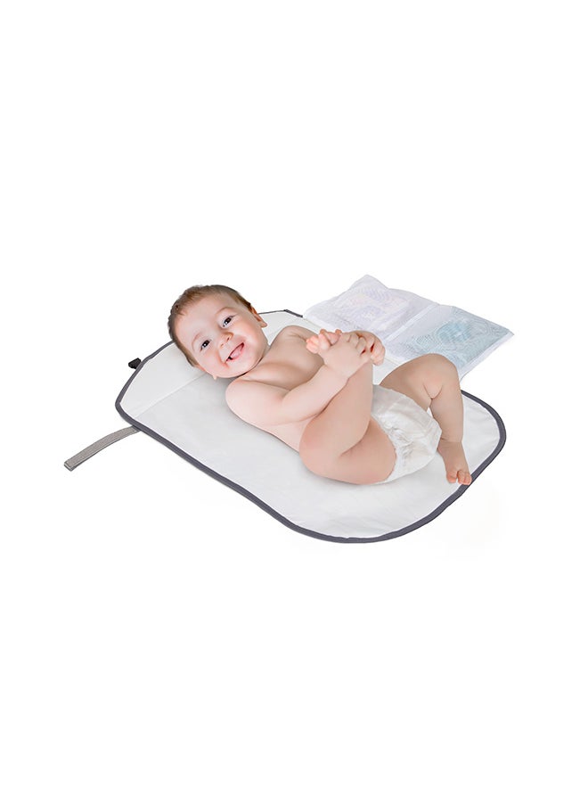 dreambaby - سجادة تغيير حفاضات محمولة للأطفال أثناء التنقل - نجوم رمادية - Image 1