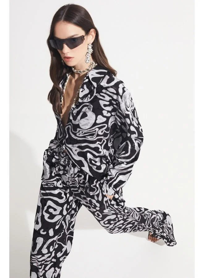 JUNE June Women Exclusive Rayon Blend Boyfriend/Wide Fit Patterned Shirt Black