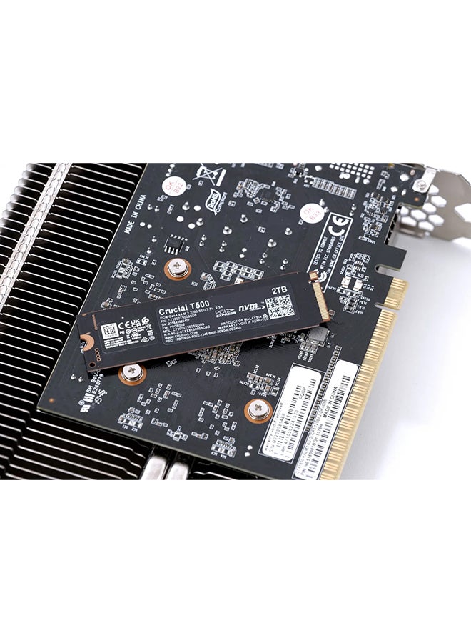 كروشيال SSD T500 2TB PCIe Gen4 NVMe M.2 داخلي للألعاب، بسرعة تصل إلى 7400 ميجابايت/ثانية، متوافق مع الكمبيوتر المحمول وسطح المكتب - CT2000T500SSD8 - Image 2