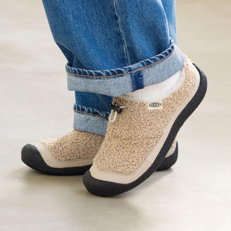 KEEN Women's Howser 3 Slide Comfy Durable Slippers, Plaza Taupe/Black, 8.5 - Image 2
