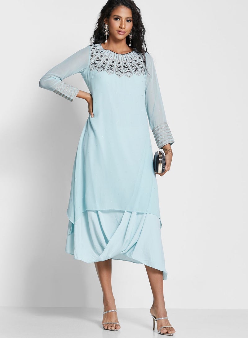 W Embroidered Kurti - Image 4