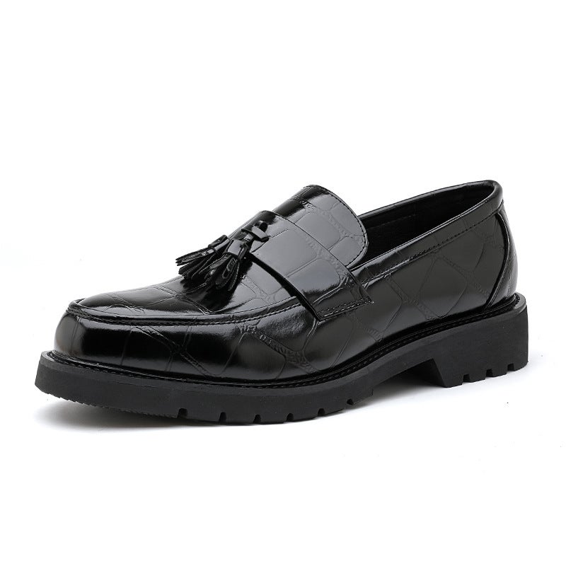 Men'S Large Size Slip-On Loafers British Style Casual Versatile Outdoor Popular Four-Season Pointed Toe Fashion Leather Shoes - Image 1