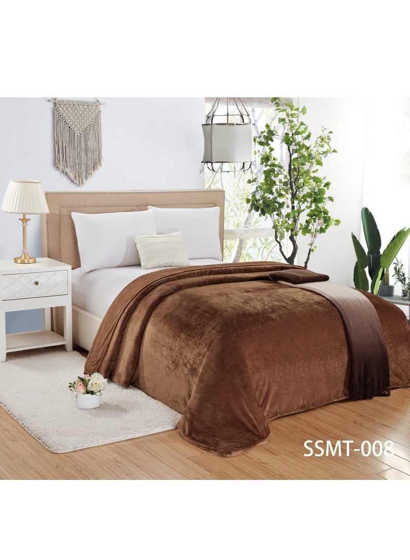 Moon 1 Piece Soft Bed Polyester Blanket king Size 200*220 cm  - Image 1
