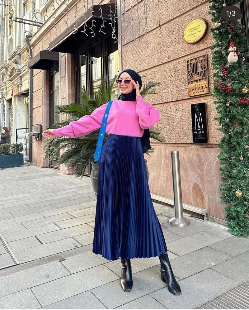 هينزا Pleated Skirt