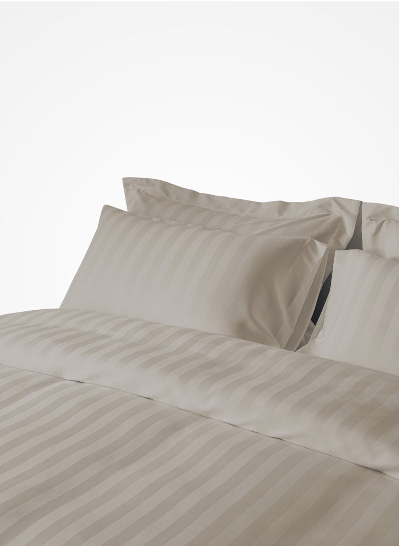 Master Home Textile Microfiber Hotel Duvet Cover Sets, Fits 200 cm x 200 cm Size Bed,  6 Pcs King Size, Hotel Stripe Pattern  - Image 1