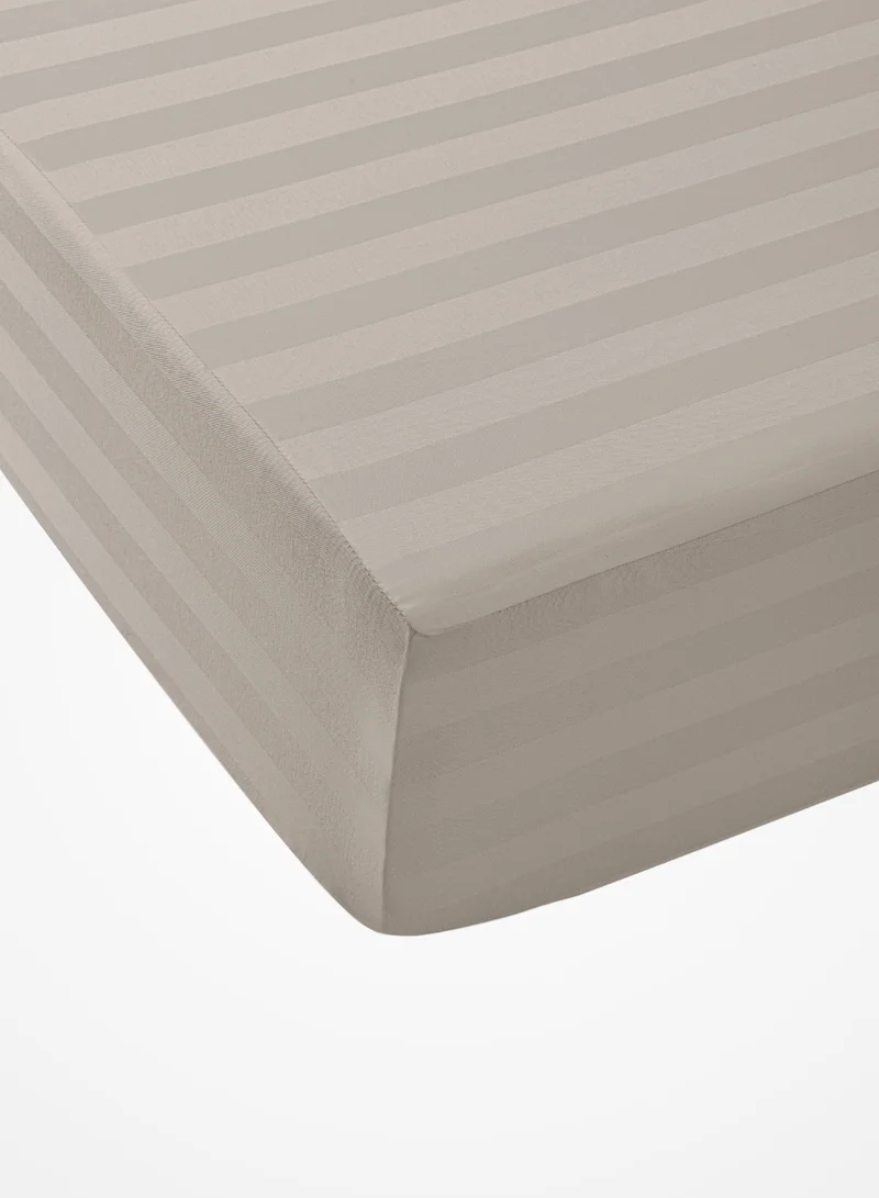 Master Home Textile Microfiber Hotel Duvet Cover Sets, Fits 200 cm x 200 cm Size Bed,  6 Pcs King Size, Hotel Stripe Pattern