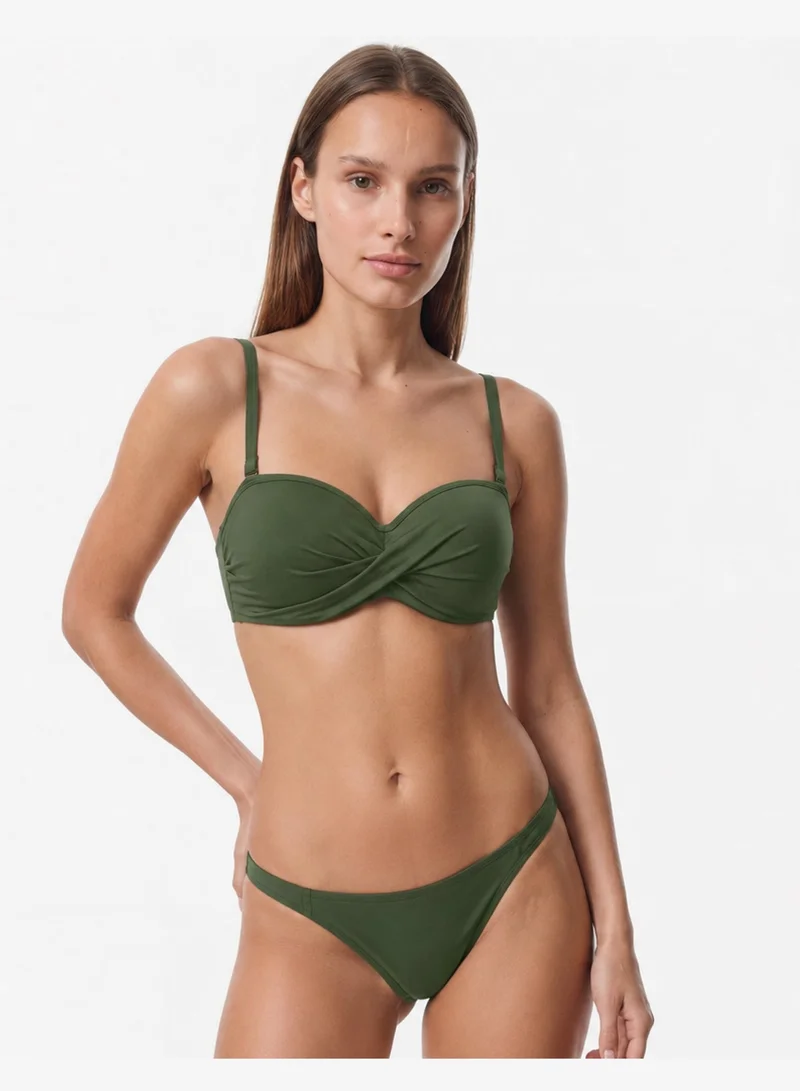 بنتي Women Beauty Form Green Bikini Top
