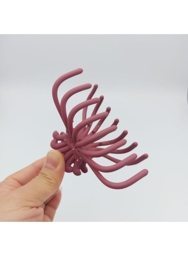 Nariele Simple And Stylish Anti Slip Grip Clip - Image 4