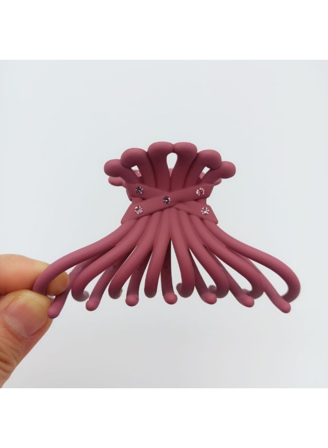 Nariele Simple And Stylish Anti Slip Grip Clip - Image 2