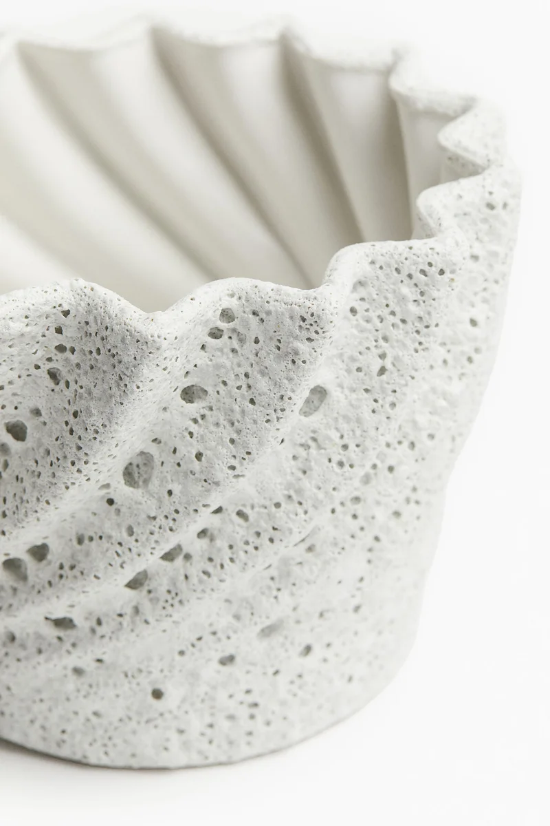 H&M Stoneware plant pot