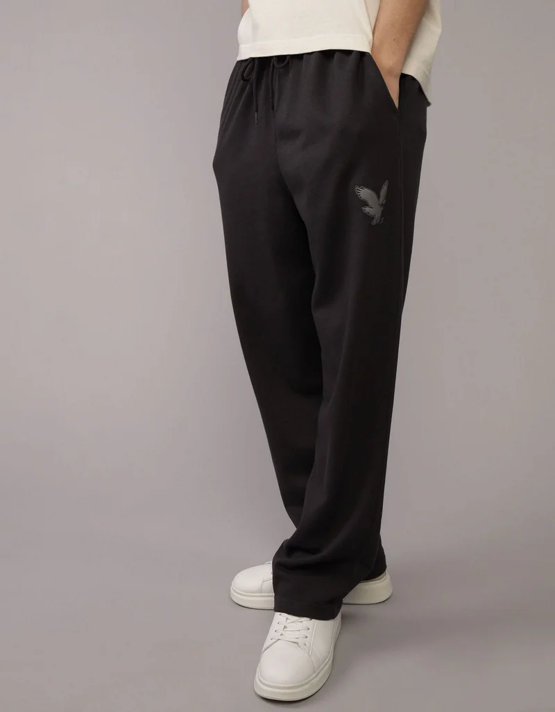AE Graphic Sweatpant