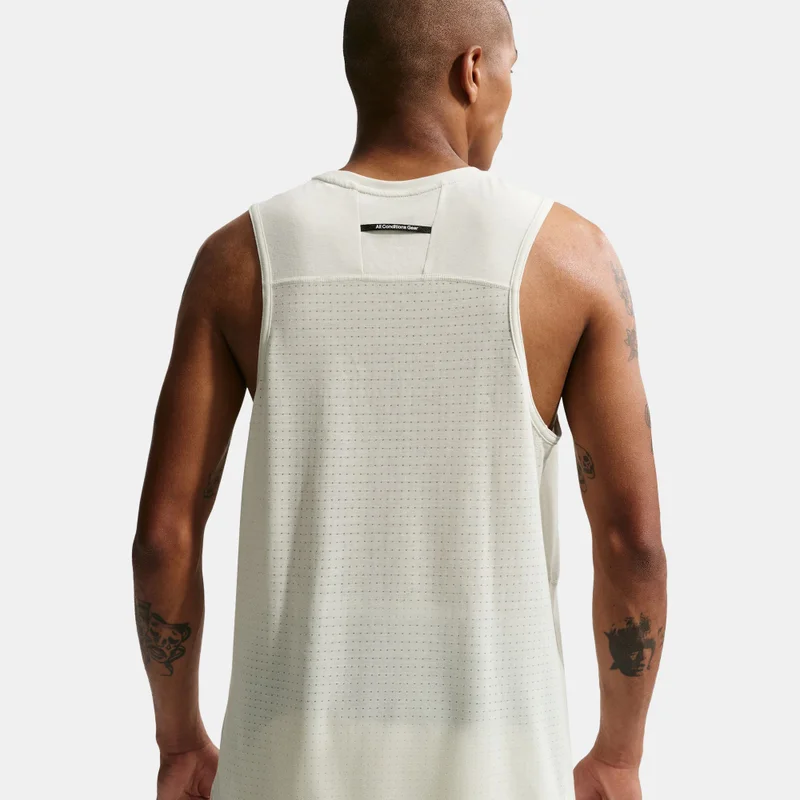 Nike Grey Men's ACG Dri-FIT ADV Solar Chase Running Top for Men | Best Price UAE