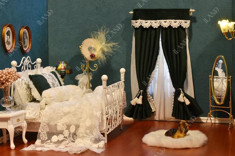 iLAND Victorian Dollhouse Furniture on 1:12 Scale, Dollhouse Bed Set 5pcs - Image 3
