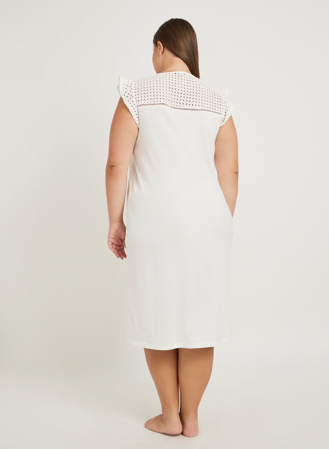 Styli Plus Size Schiffli Yoke Flat Pompom Detail Nightdress - Image 4