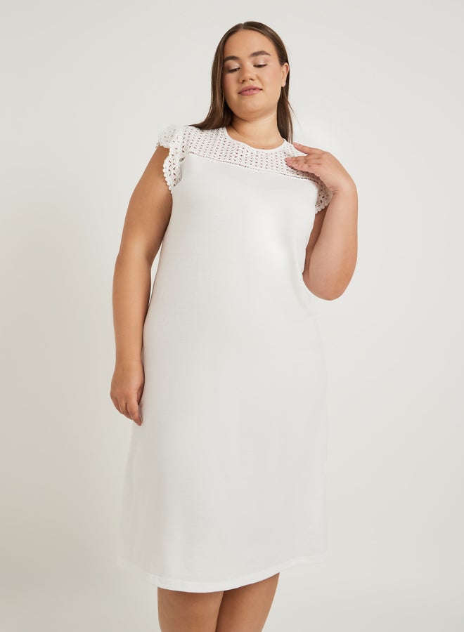 Styli Plus Size Schiffli Yoke Flat Pompom Detail Nightdress - Image 2