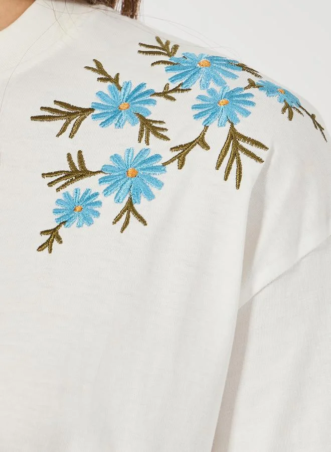 Styli Styli Oversized Placement Embroidery Detail Cotton T-Shirt