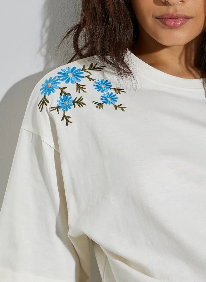 Styli Oversized Placement Embroidery Detail Cotton T-Shirt