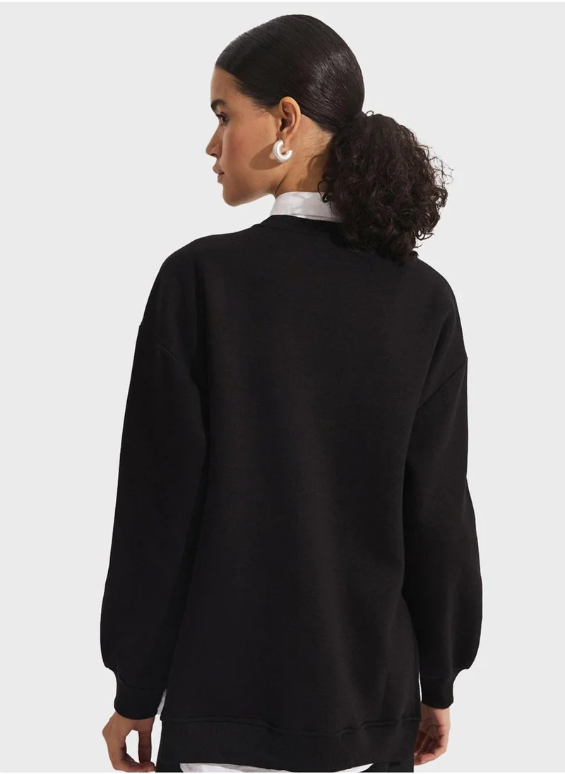 JUNE Crew Neck Sweatshirt