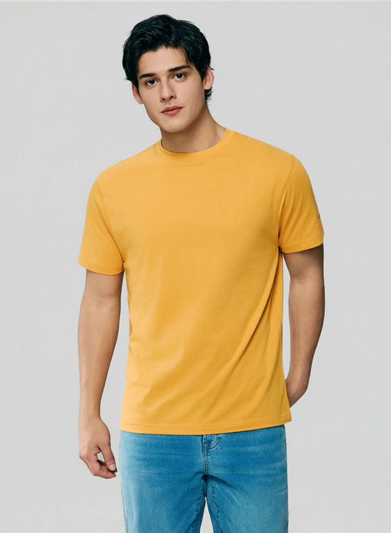 GIORDANO Men’s Slim Fit Cotton Crew Neck Tee