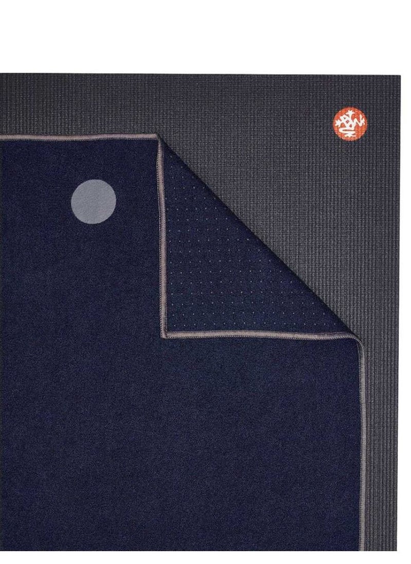 Manduka Yogitoes Skidless Mat Towel Midnight Standard  - Image 3