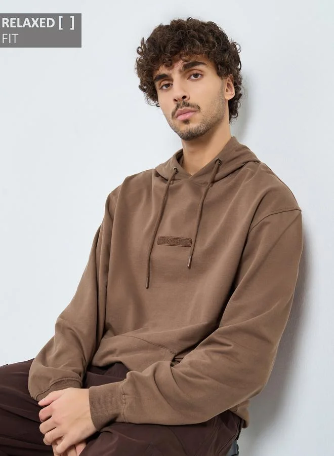 Styli Styli Men Brown Embroidered Relaxed Fit Hoodie