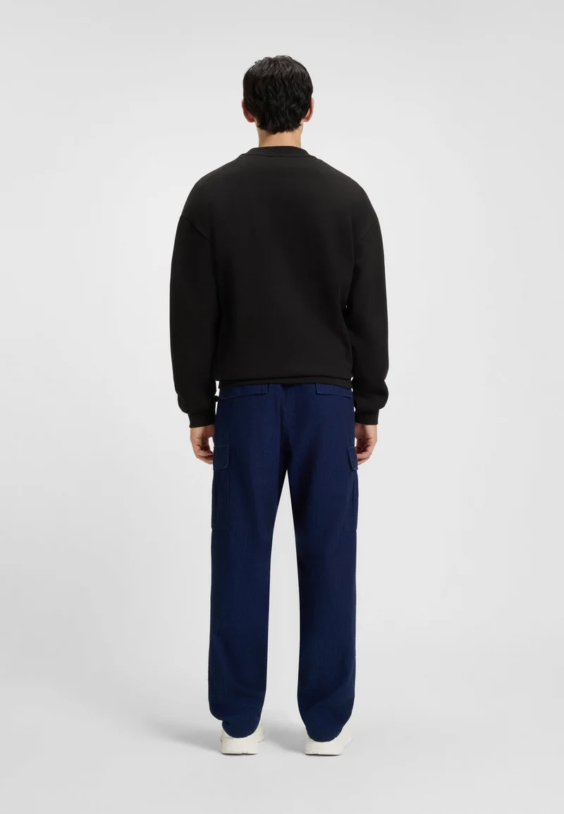 هوجو سويت شيرت قطن تيري بطبعة شعار