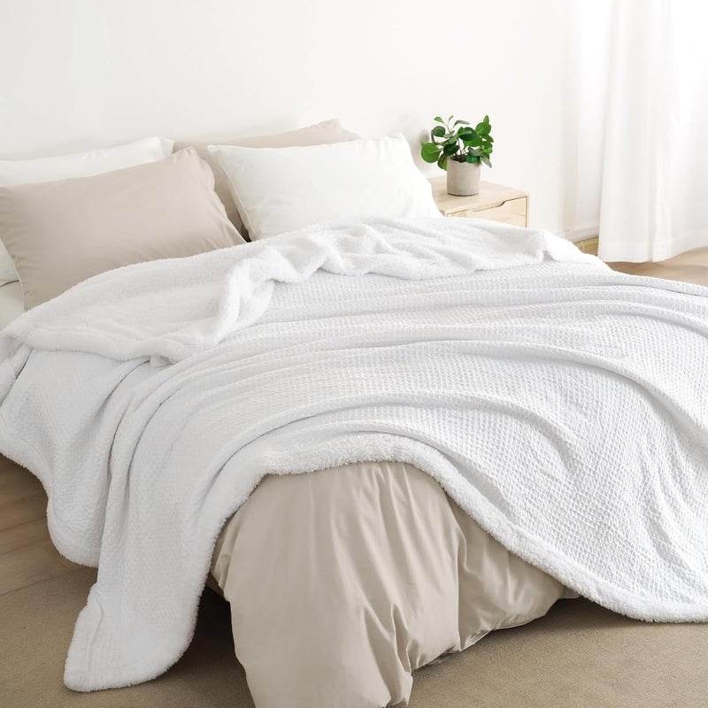 PHF Waffle Sherpa Blanket Queen Size (230cm x 230cm), Luxury Plush Flannel Fleece for Winter, Reversible & Cozy Soft, White - Image 2
