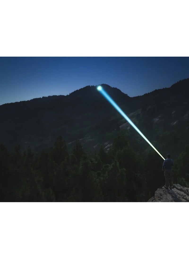 Well Tool W4 Flashlight - 3400 Meters - 568 Lumens - 5000mAh Battery - Aluminum Body - Sharp Focus