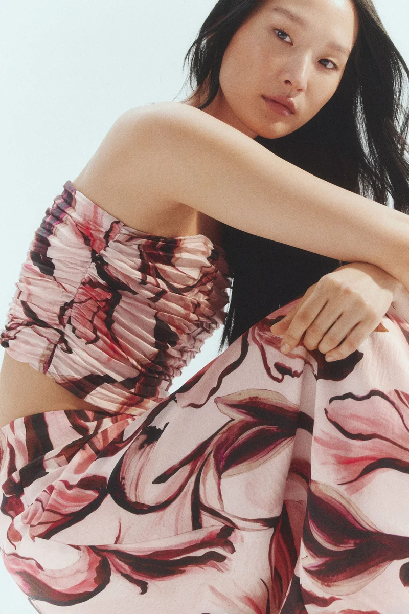 اتش اند ام بلوزة باندو قصيرة