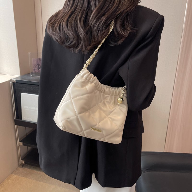 Chain Soft Bag Women'S Pu Leather Bag Women'S Large Capacity Shoulder Bag Chanel Style White Rhombic Artistic Crossbody Bag - Image 1