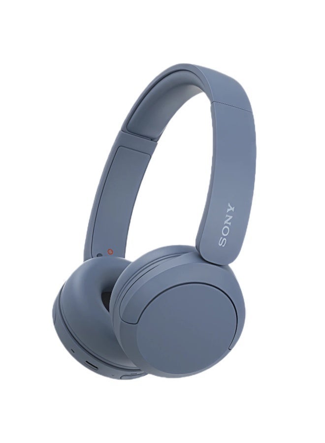 سوني سماعات رأس لاسلكية WH-CH520 بتقنية بلوتوث، توضع على الأذن، مزودة بميكروفون وبطارية تدوم حتى 50 ساعة مع شحن سريع لإجراء المكالمات الهاتفية، لون أزرق - Image 1