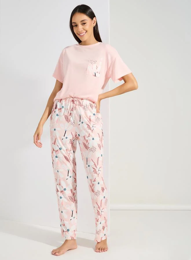 Styli Large Scale Floral Print Pocket T-Shirt & Pyjama Set