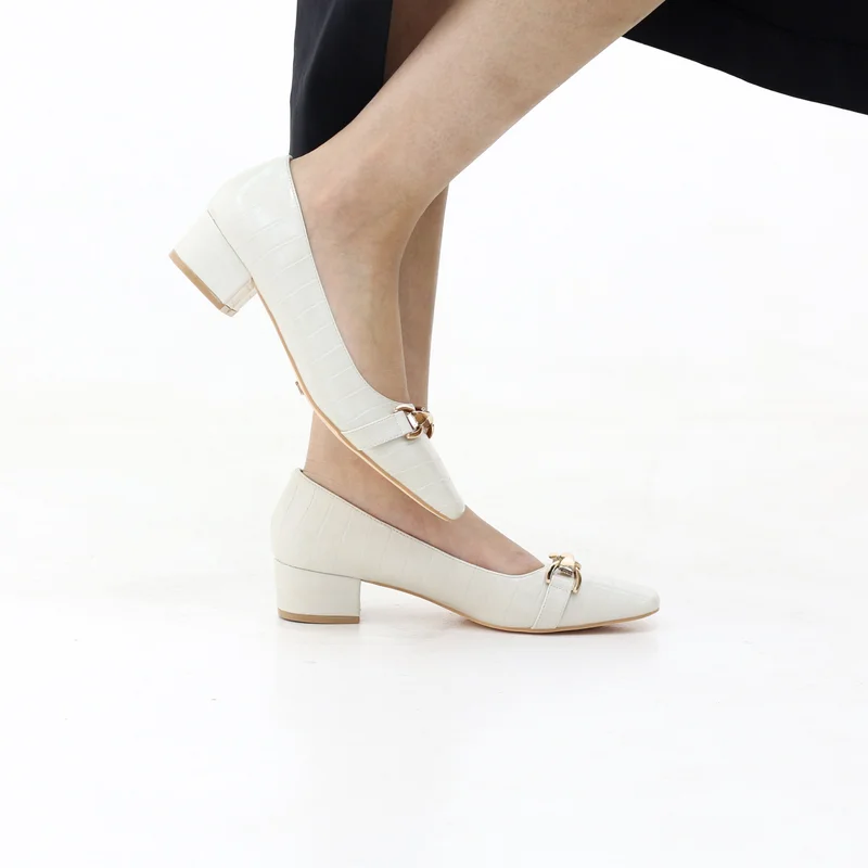لاماراباريس PRADINA LOW BLOCK HEEL WITH GOLD TRIM