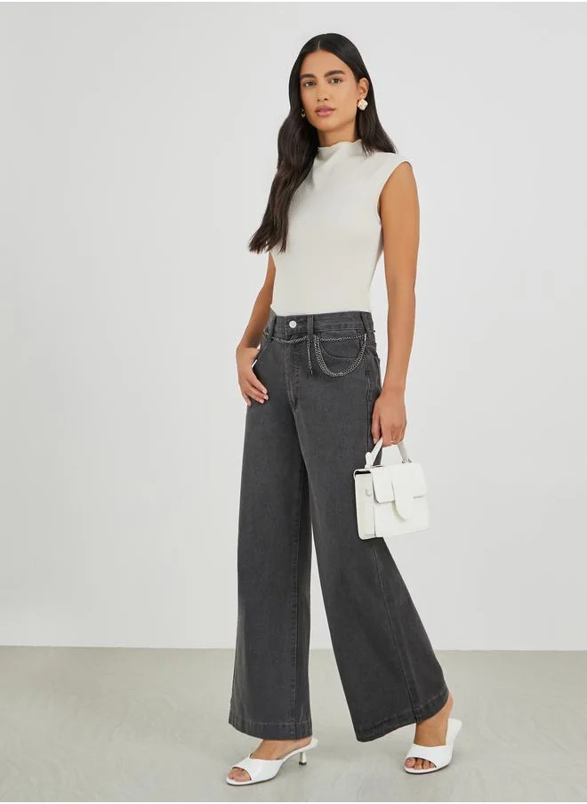 ستايلي Styli Solid Mid Rise Wide Leg Jeans with Chain Belt Detail