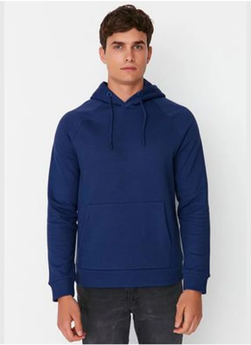 trendyol Men's Navy Blue Basic Regular Fit Hooded Raglan Sleeve Sweatshirt