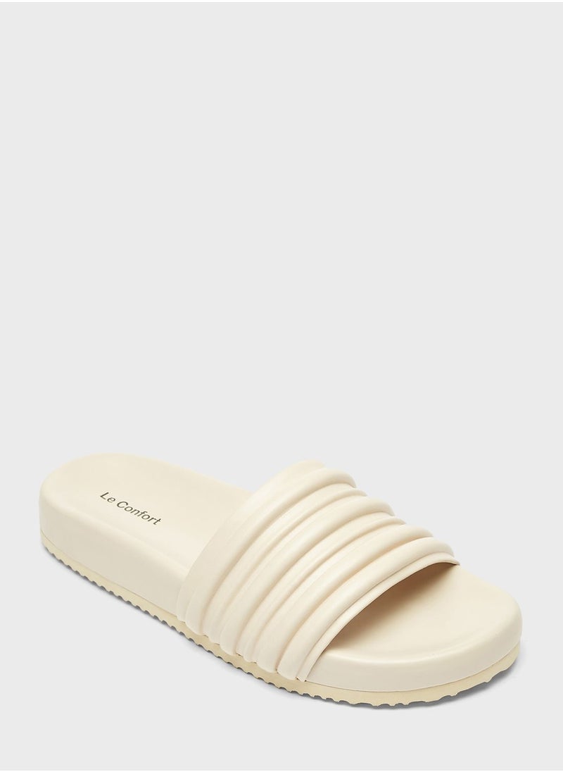 Le Confort - Single Strap Flat Sandals - Image 1