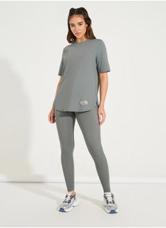 Styli Gymspire Edition - Tonal Label & Drop Shoulder Logo Detail Top  - Image 1