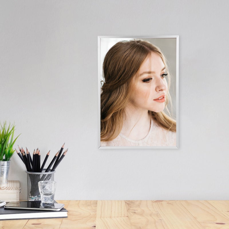 Poster Frame with Durable Aluminium Alloy for Wall or Tabletop Display - Image 4