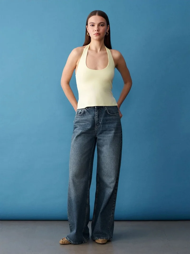 ديلفين DILVIN Halterneck Cut-Out Slim Fit Blouse