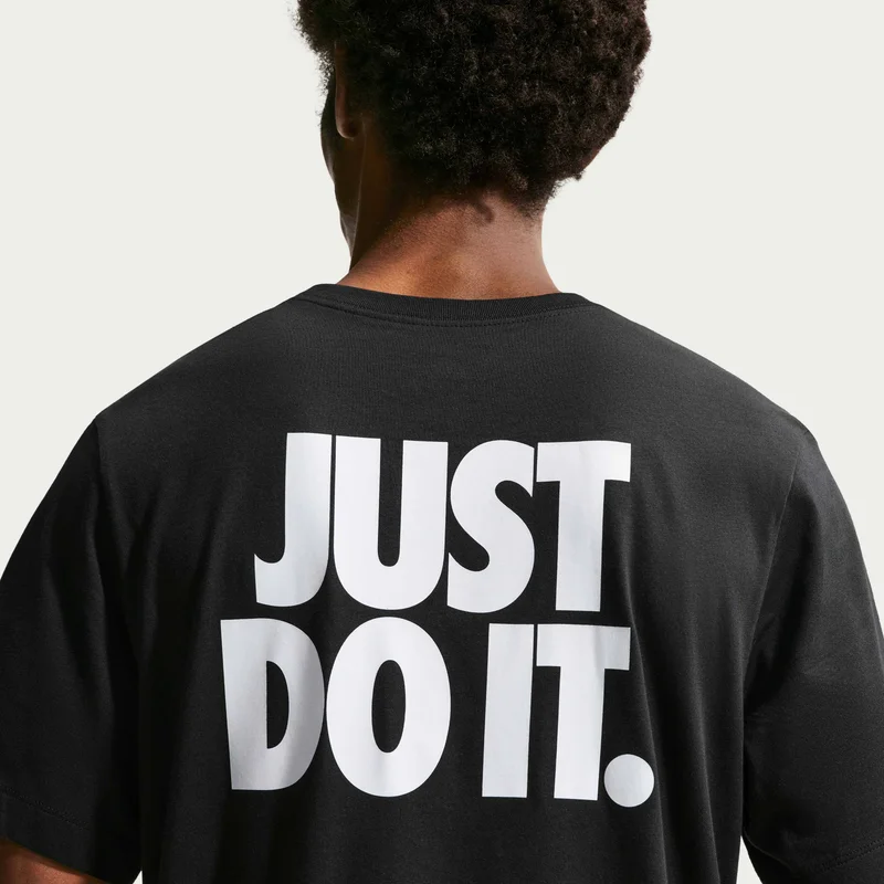 Nike Men's Sportswear T-Shirt