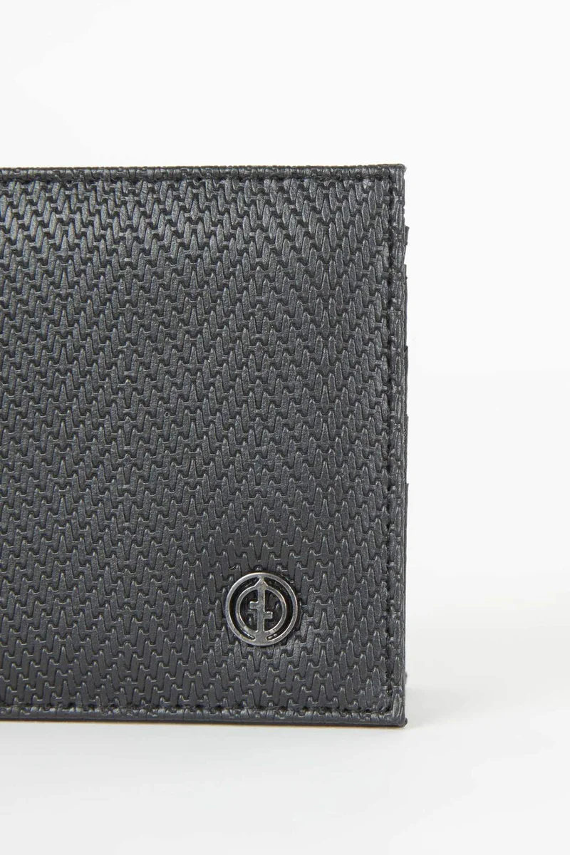 ديفاكتو Man Faux Leather Wallets